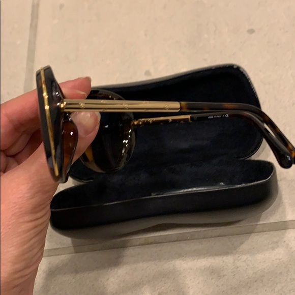 Authentic Chanel sunglasses - Picture 3 of 3